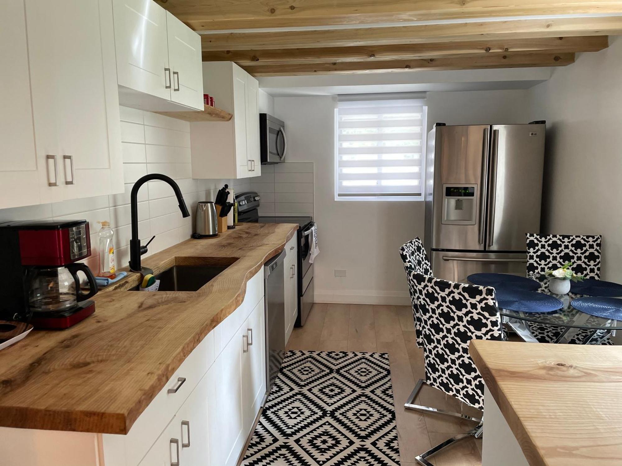 Cozy Cottage Style House Kitchener Dış mekan fotoğraf